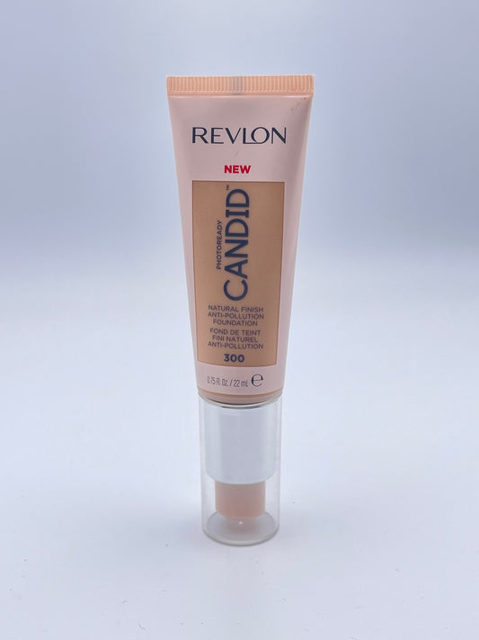 Fond de teint anti-pollution Revlon Natural Finish - Teinte 300