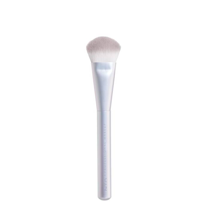 NYX HOLOGRAPHIC HALO SCULPTING HIGHLIGHTING BRUSH - Cosmetiques de beaute’
